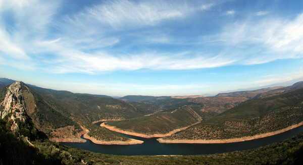 Weitwinkelaufnahme von der Extremadura in Spanien