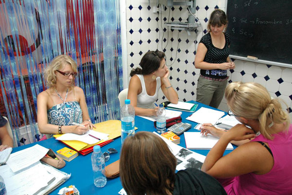 Sch&uuml;ler im Spanischunterricht