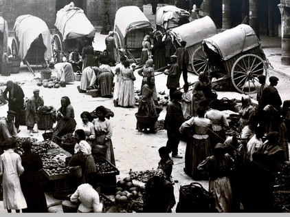 Cervera in Spanien Historischer Markt in Cervera