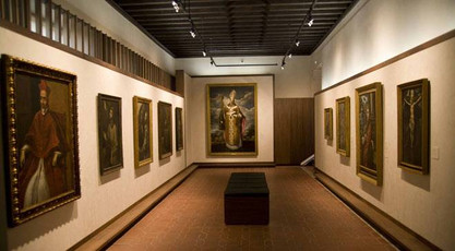 Raum im Greco-Museum mit Bildern