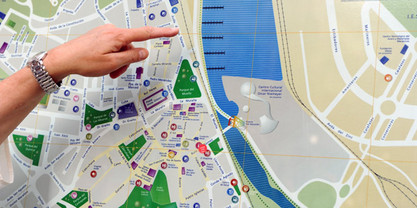 Stadtplan der spanischen Stadt Avil&eacute;s