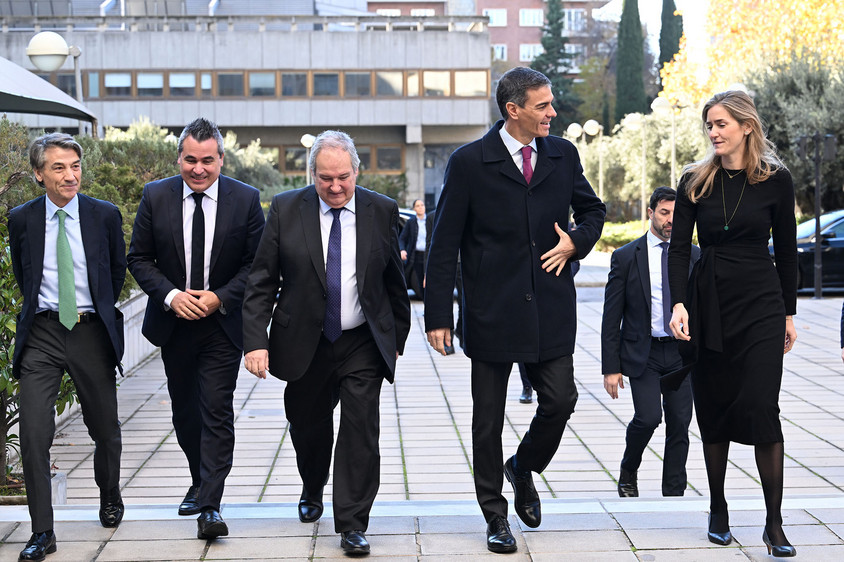 Regierungschef S&aacute;nchez