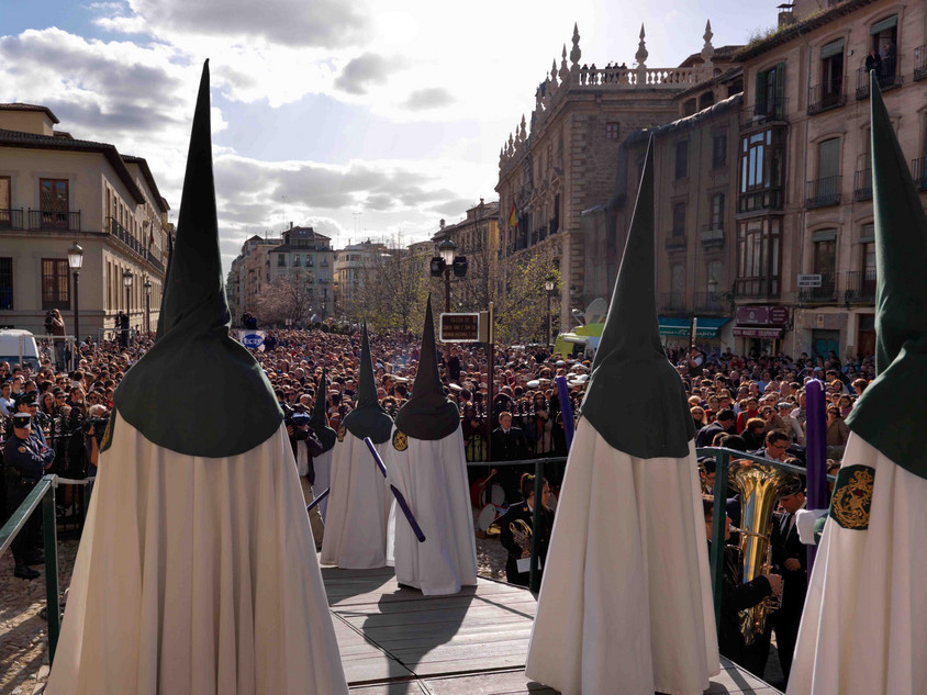Kapuzenm&auml;nner an Ostern in Granada