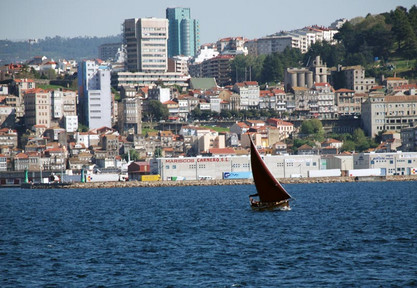Schiffe am Hafen von Vigo