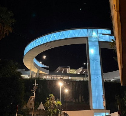 Halo-Aufzug Halo-aufzug von Vigo, entstanden 2024
