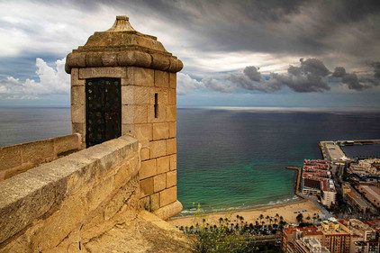 Wehranlage am spanischen Mittelmeer