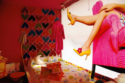 Im Modeladen von Agatha Ruiz de la Prada