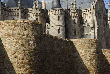 Astorga mit römsischer Mauer