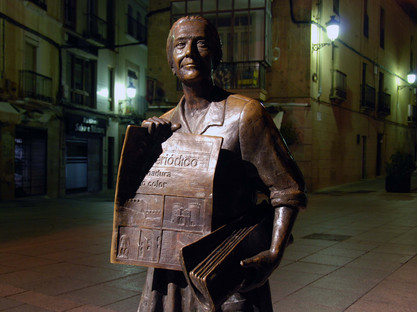 Statue im Zentrum von C&aacute;ceres
