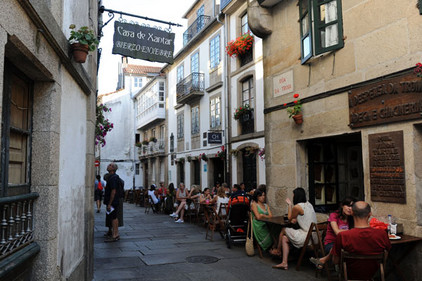 Enxebre ist ein Restaurant mitten in der Altstadt von Santiago
