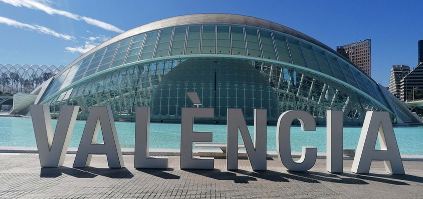 Moderne Metropole am Mittelmeer