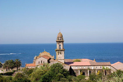 Kloster am Atlantik in Galicien