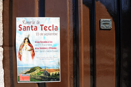 Plakat für eine Wallfahrt zu Ehren der Heiligen Tecla in Südgalicien, Spanien